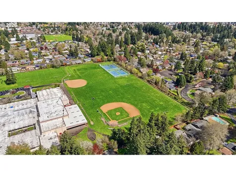 7250 SW 28th Court Beaverton OR 97008