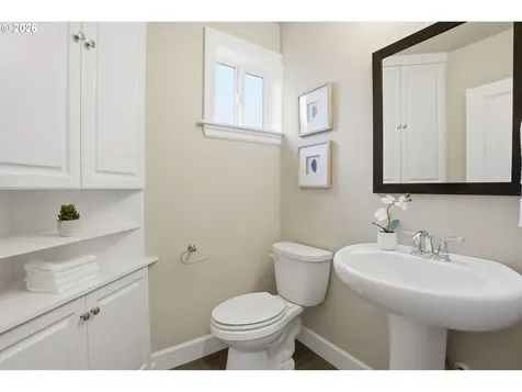 15557 SW Wren Lane Beaverton OR 97007