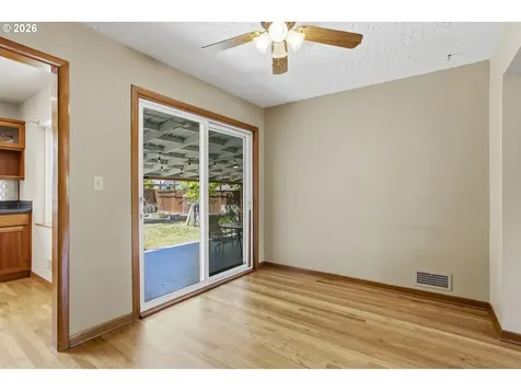 7051 N Dwight Avenue Portland OR 97203