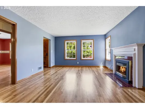 7051 N Dwight Avenue Portland OR 97203