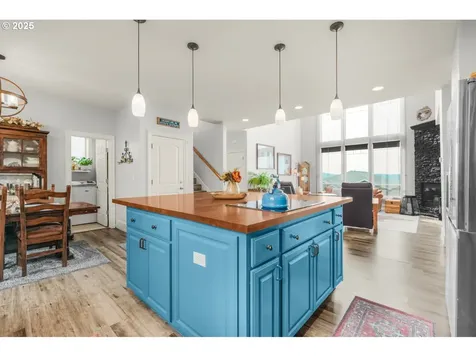 3561 Z Street Washougal WA 98671