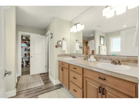 3561 Z Street Washougal WA 98671