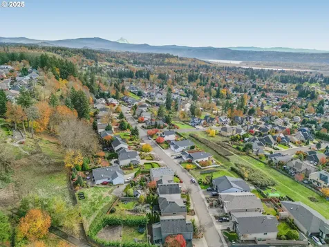 3561 Z Street Washougal WA 98671