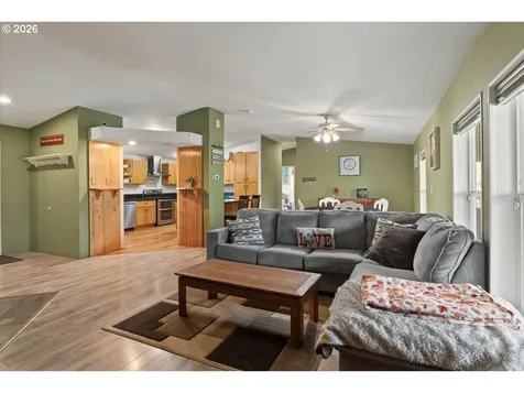8764 SE 55th Avenue Turner OR 97392