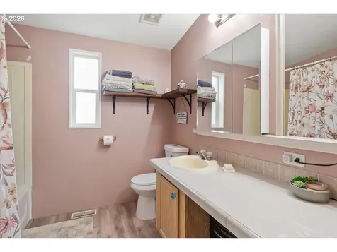 8764 SE 55th Avenue Turner OR 97392