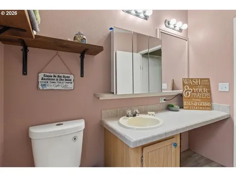8764 SE 55th Avenue Turner OR 97392