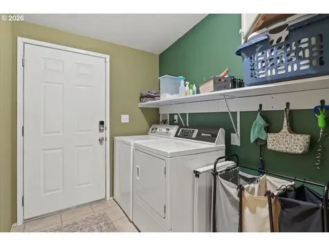 8764 SE 55th Avenue Turner OR 97392