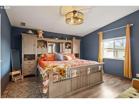8764 SE 55th Avenue Turner OR 97392