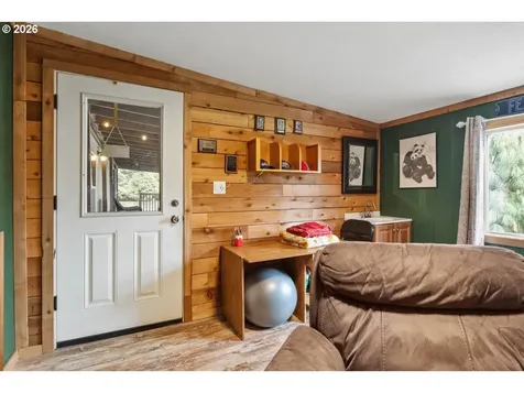 8764 SE 55th Avenue Turner OR 97392