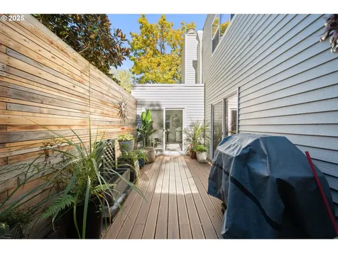 2904 SE Berkeley Place Portland OR 97202