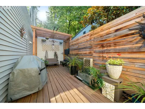 2904 SE Berkeley Place Portland OR 97202