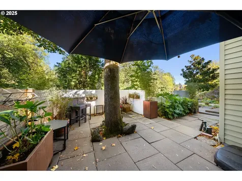 2904 SE Berkeley Place Portland OR 97202