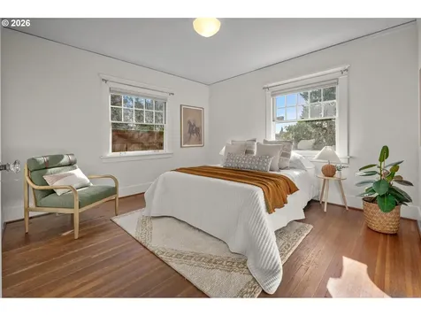 4742 NE Glisan Street Portland OR 97213