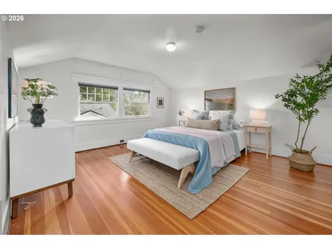 4742 NE Glisan Street Portland OR 97213