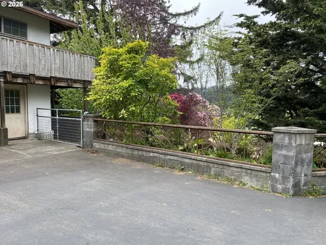 239 10th Street Port Orford OR 97465