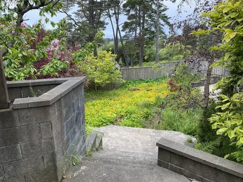239 10th Street Port Orford OR 97465