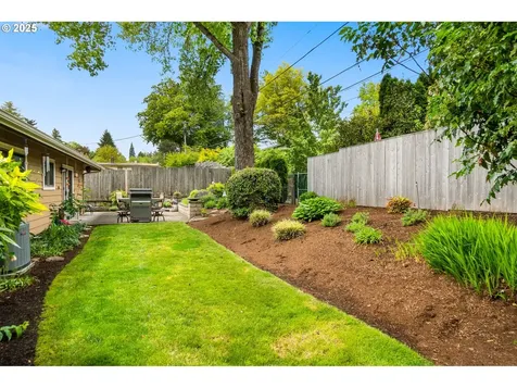 11975 SW Blakeney Street Beaverton OR 97008