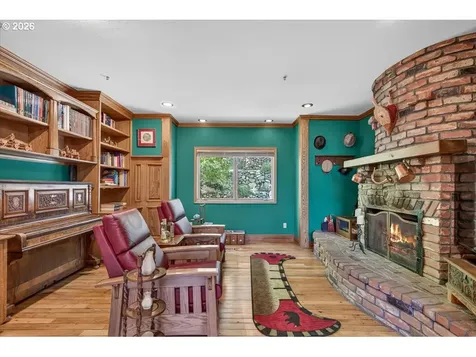 309 Granite Street Ashland OR 97520
