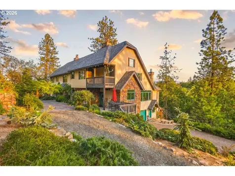 309 Granite Street Ashland OR 97520