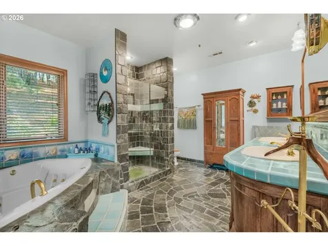 309 Granite Street Ashland OR 97520