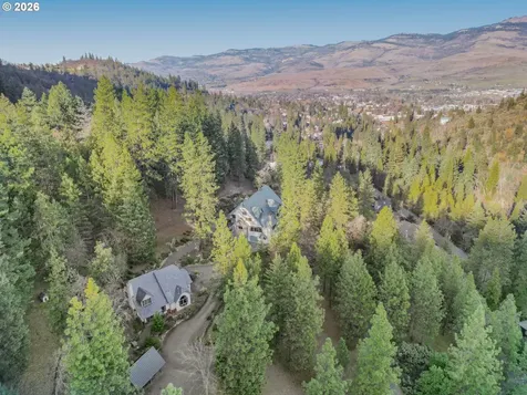 309 Granite Street Ashland OR 97520