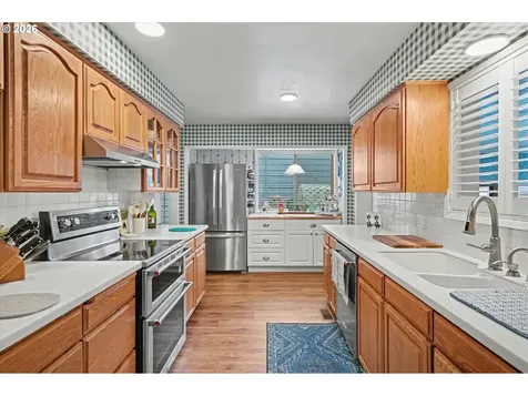 1414 19th Avenue Longview WA 98632