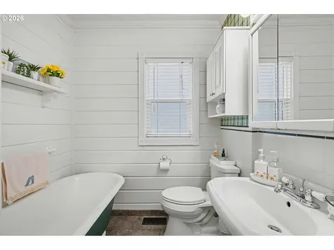 1414 19th Avenue Longview WA 98632