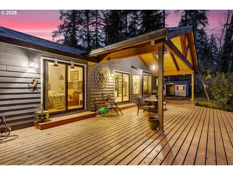 23739 SE Bonnie Lure Drive Eagle Creek OR 97022