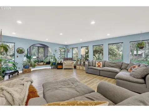 23739 SE Bonnie Lure Drive Eagle Creek OR 97022