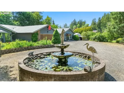 23739 SE Bonnie Lure Drive Eagle Creek OR 97022