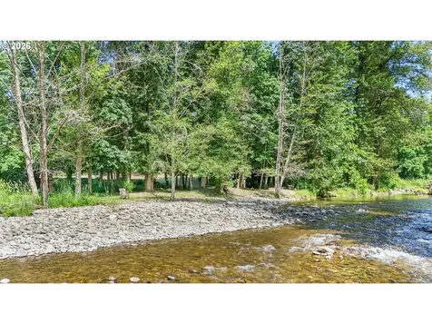 23739 SE Bonnie Lure Drive Eagle Creek OR 97022