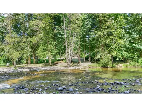 23739 SE Bonnie Lure Drive Eagle Creek OR 97022