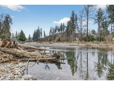 23739 SE Bonnie Lure Drive Eagle Creek OR 97022