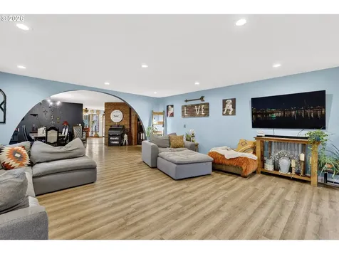 23739 SE Bonnie Lure Drive Eagle Creek OR 97022