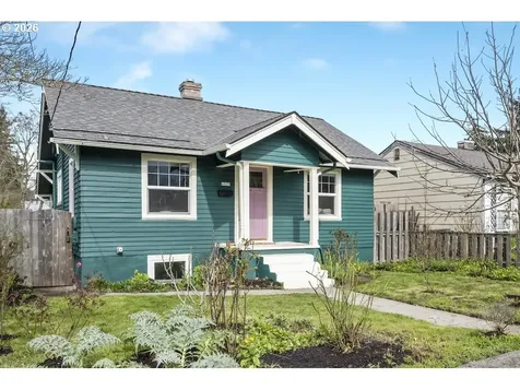 6035 SE Knight Street Portland OR 97206
