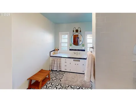 1623 NE 104th Avenue Portland OR 97220