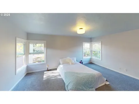 1623 NE 104th Avenue Portland OR 97220