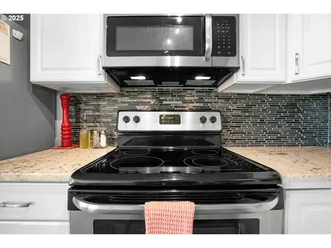 3244 NW Oar Drive Lincoln City OR 97367