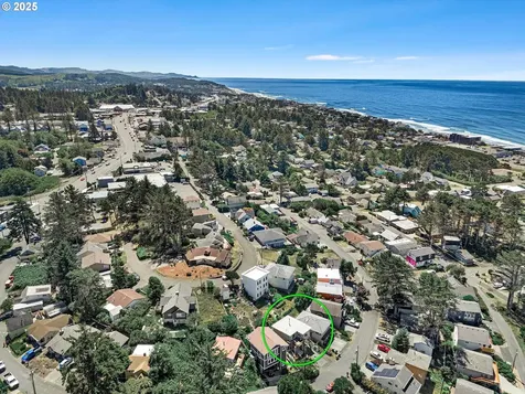 3244 NW Oar Drive Lincoln City OR 97367