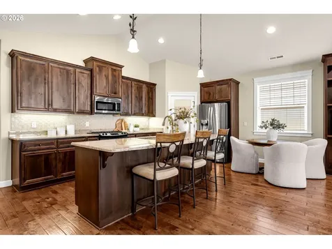 12511 NE 23rd Avenue Vancouver WA 98686