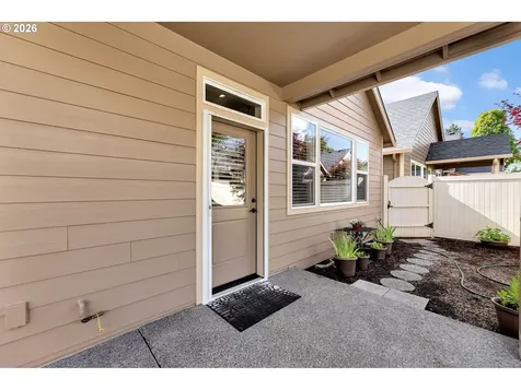 12511 NE 23rd Avenue Vancouver WA 98686