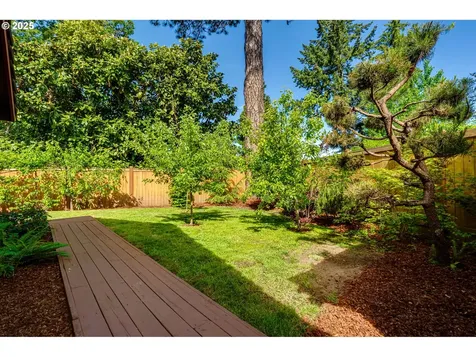 1730 Tabor Street Eugene OR 97401