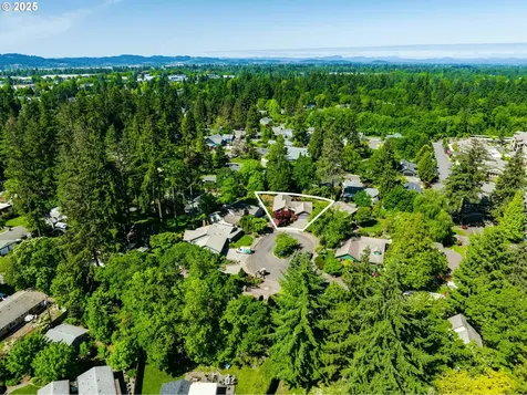 1730 Tabor Street Eugene OR 97401