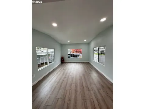 1709 NE 78th Street Vancouver WA 98665