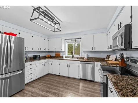 31510 Camas Swale Road Creswell OR 97426