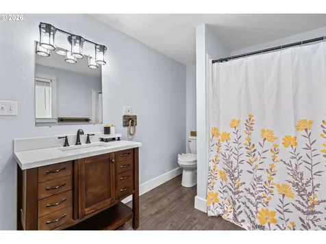 31510 Camas Swale Road Creswell OR 97426
