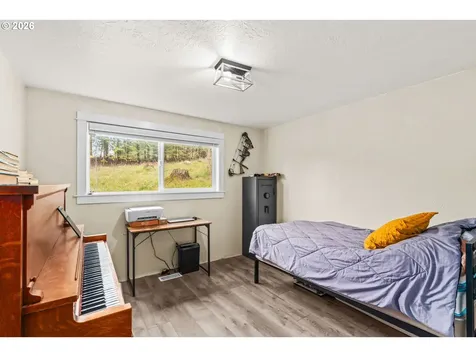 31510 Camas Swale Road Creswell OR 97426
