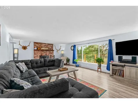 31510 Camas Swale Road Creswell OR 97426
