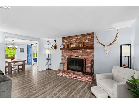 31510 Camas Swale Road Creswell OR 97426