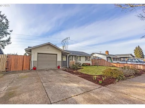 824 56th Street Springfield OR 97478
